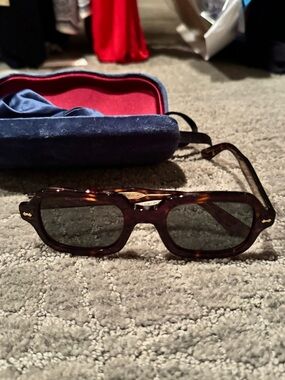 Gucci Tortoiseshell Rectangular Sunglasses